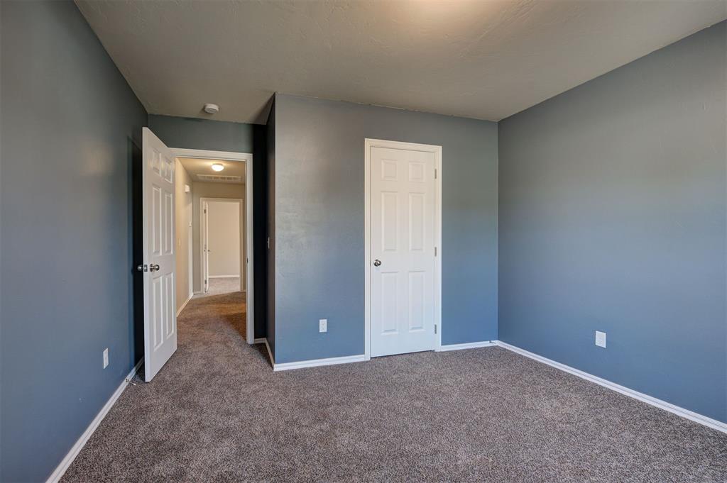 912 Klare Lane Property Photo 29