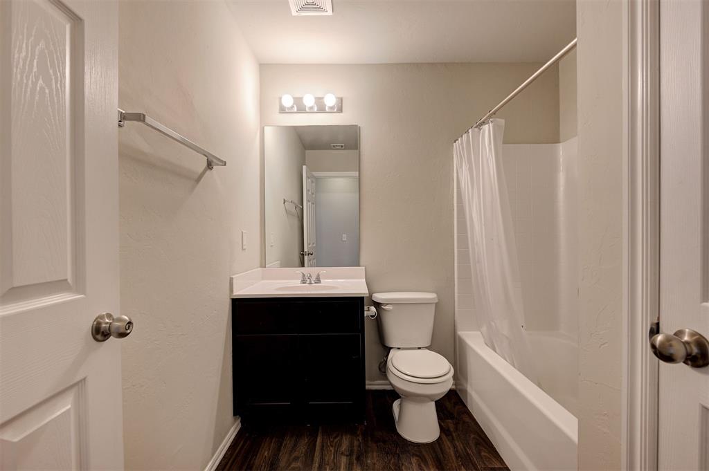 912 Klare Lane Property Photo 30