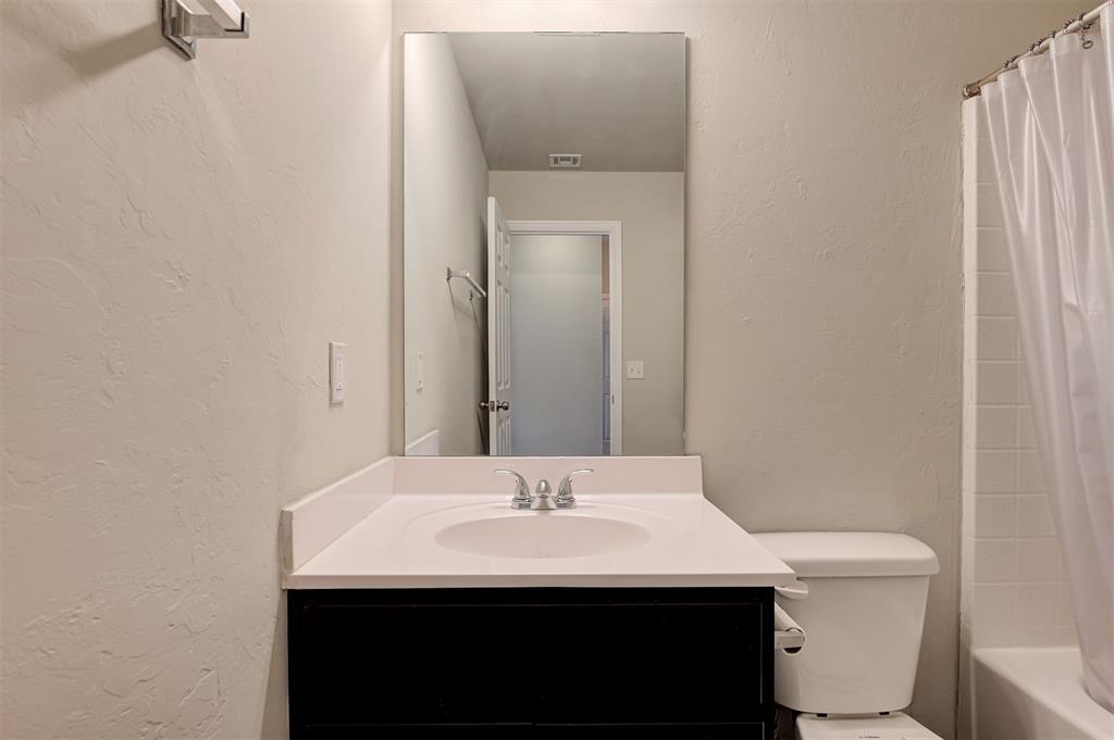 912 Klare Lane Property Photo 31