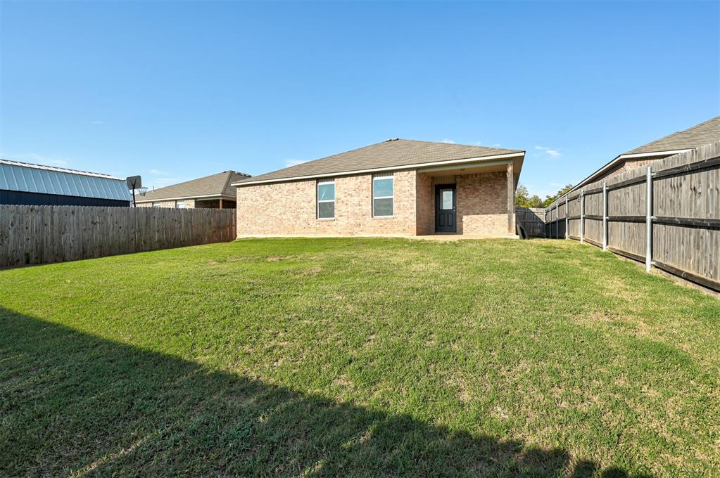 912 Klare Lane Property Photo 36