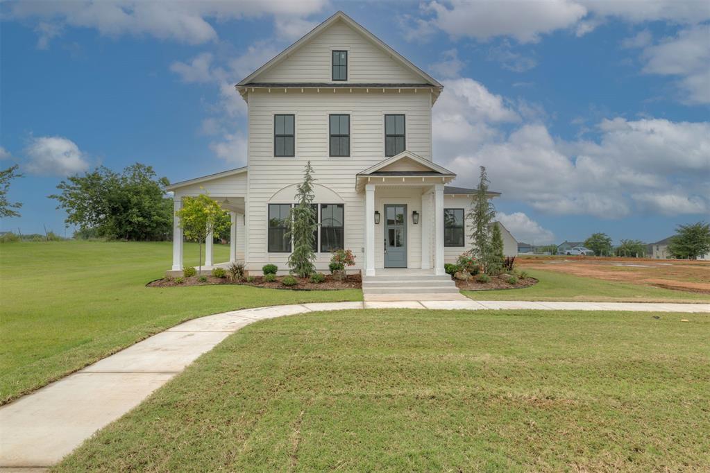 29706 E Ridge Road Property Photo 1