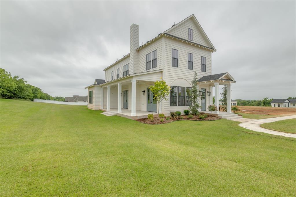 29706 E Ridge Road Property Photo 3