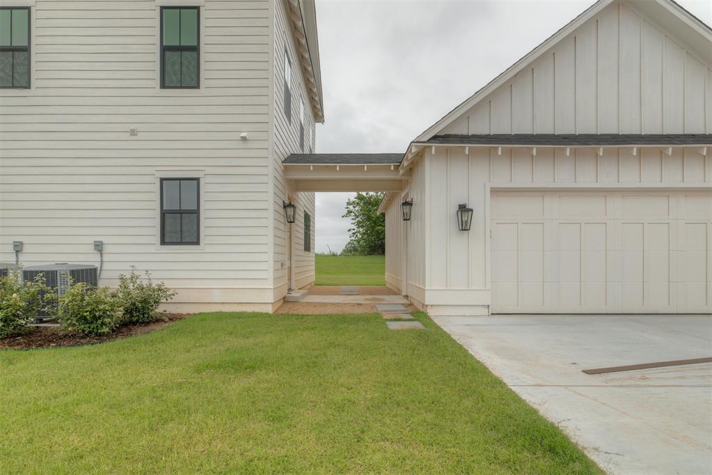 29706 E Ridge Road Property Photo 7