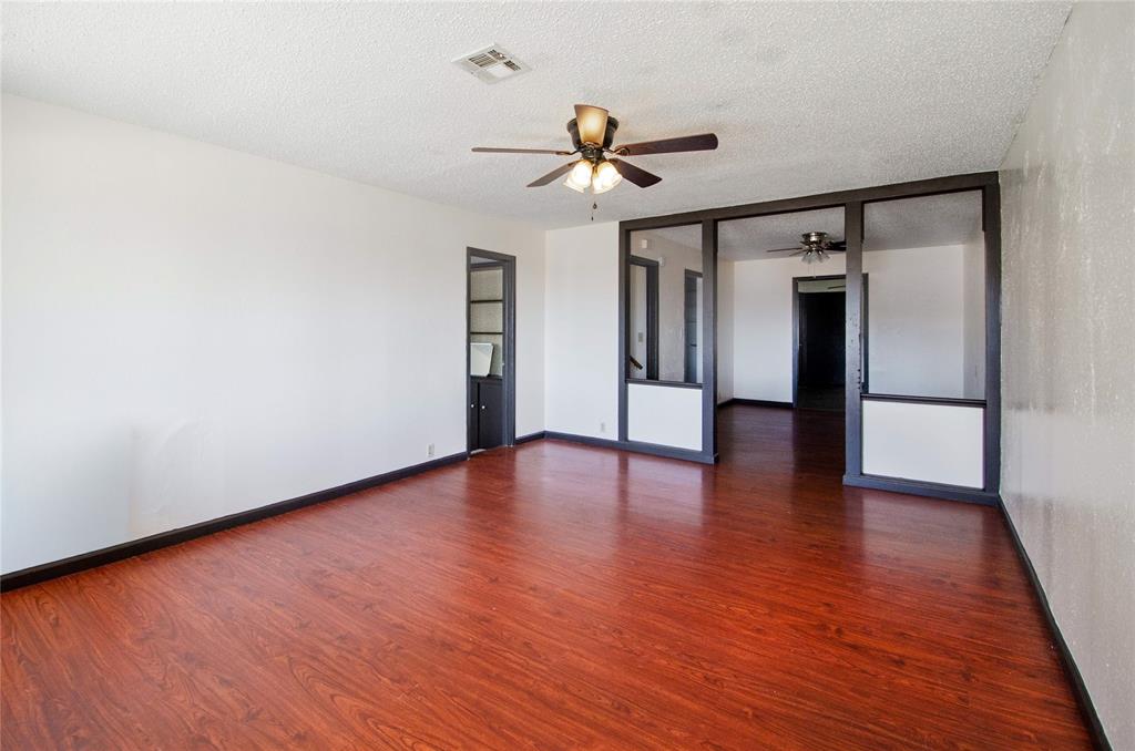 744 N Meridian Avenue Property Photo 6