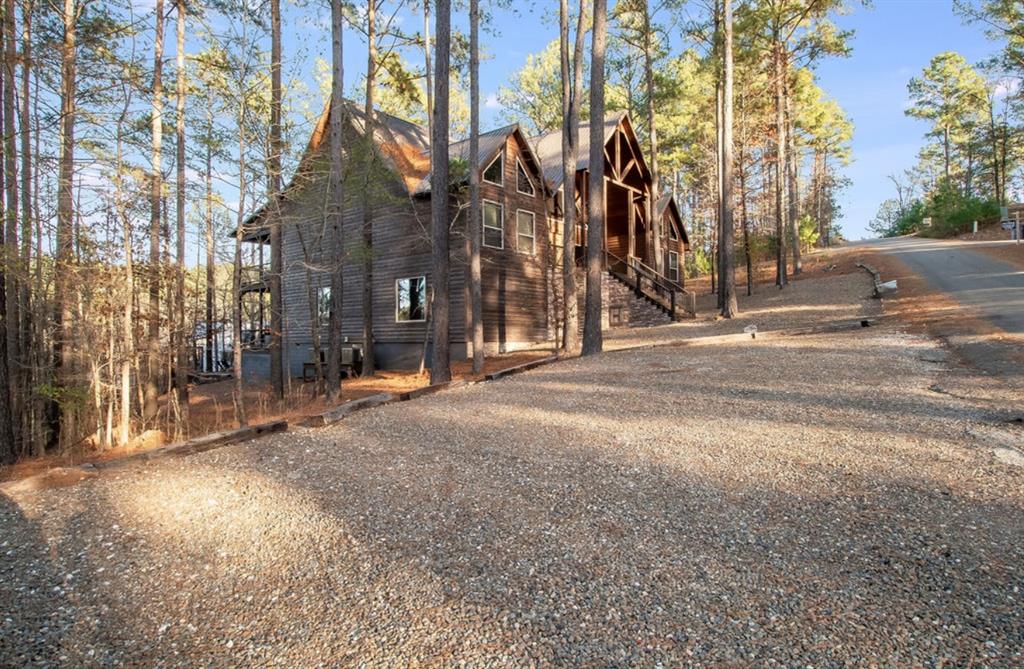 706 Red Berry Trail Property Photo 2