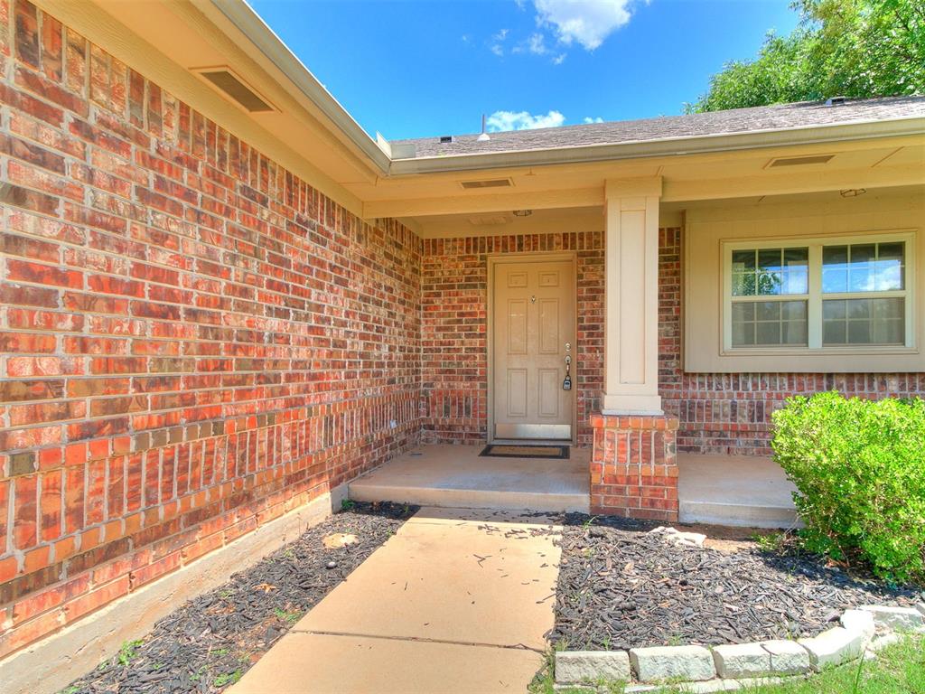 18100 Calle Way Property Photo 5