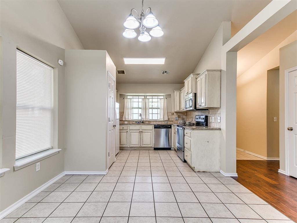 18100 Calle Way Property Photo 10