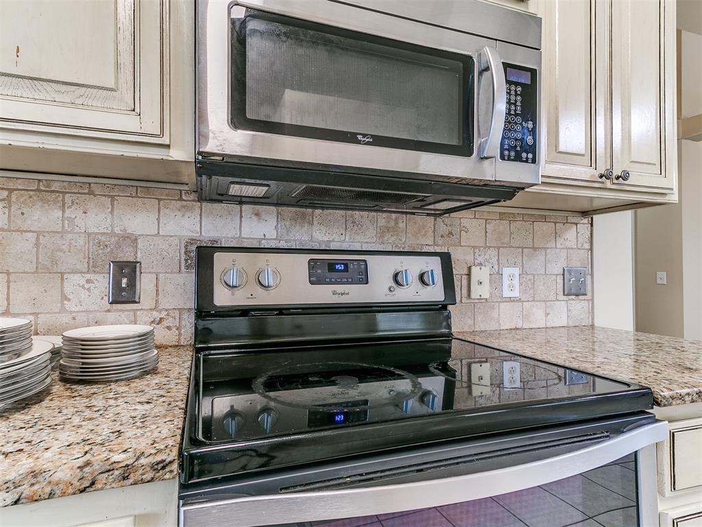 18100 Calle Way Property Photo 13