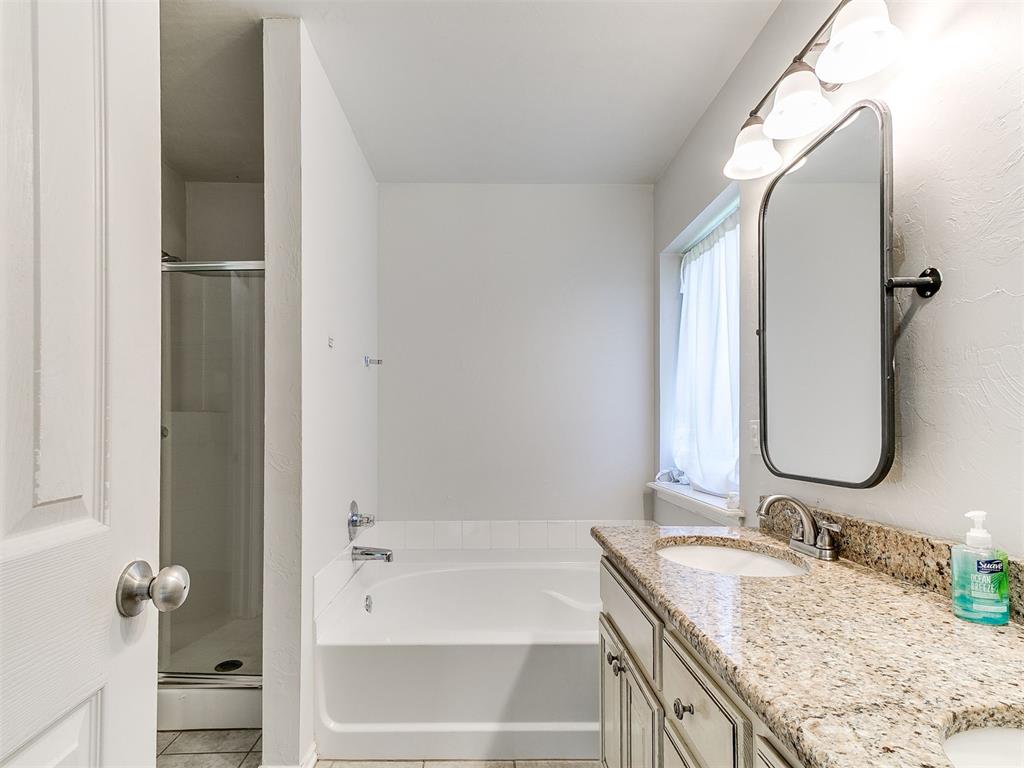 18100 Calle Way Property Photo 33