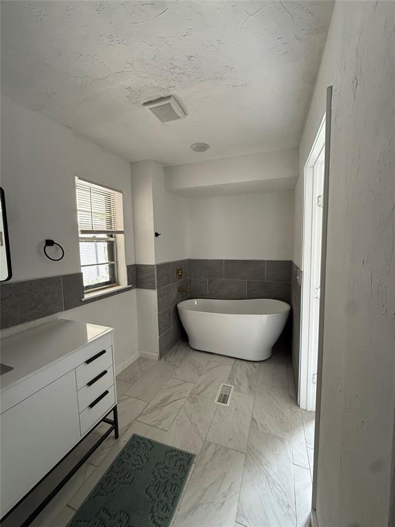 10813 Quail Circle Property Photo 11