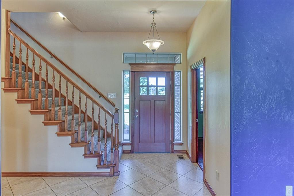 3853 Deer Brook Trail Property Photo 3