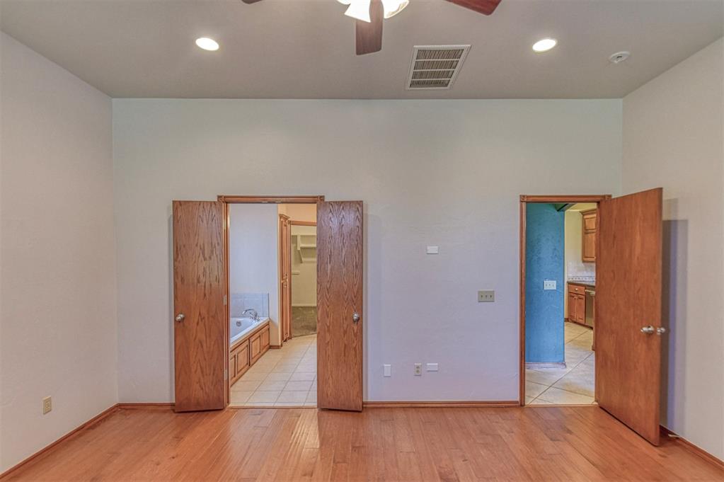 3853 Deer Brook Trail Property Photo 17