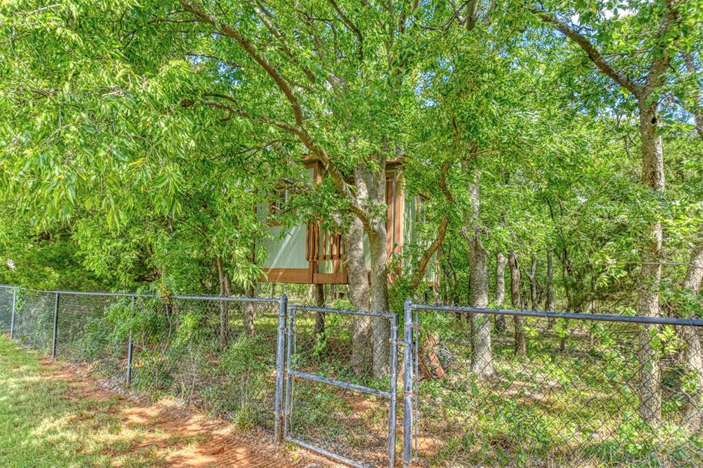 3853 Deer Brook Trail Property Photo 37