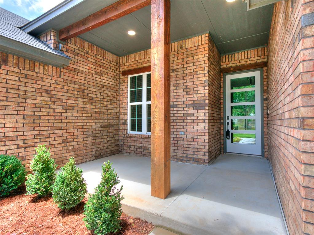 10121 St Patrick Drive Property Photo 5