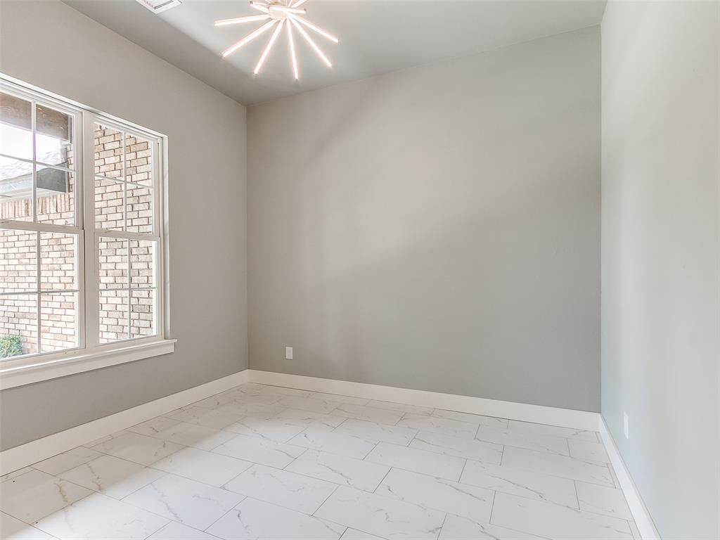 10121 St Patrick Drive Property Photo 7