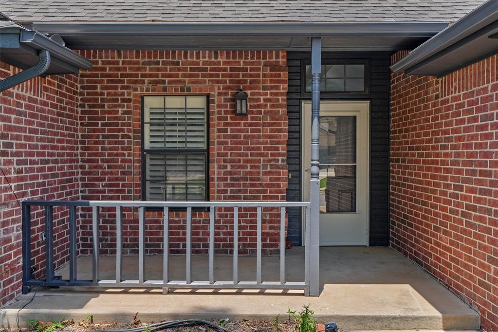1608 Redtail Hawk Property Photo 4