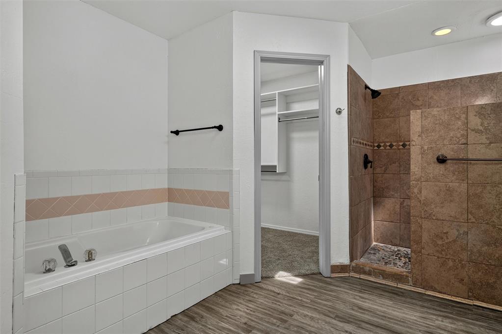 1608 Redtail Hawk Property Photo 23