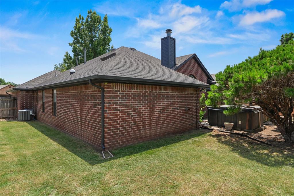 1608 Redtail Hawk Property Photo 43