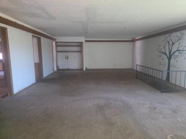 229 Randall Drive Property Photo 6