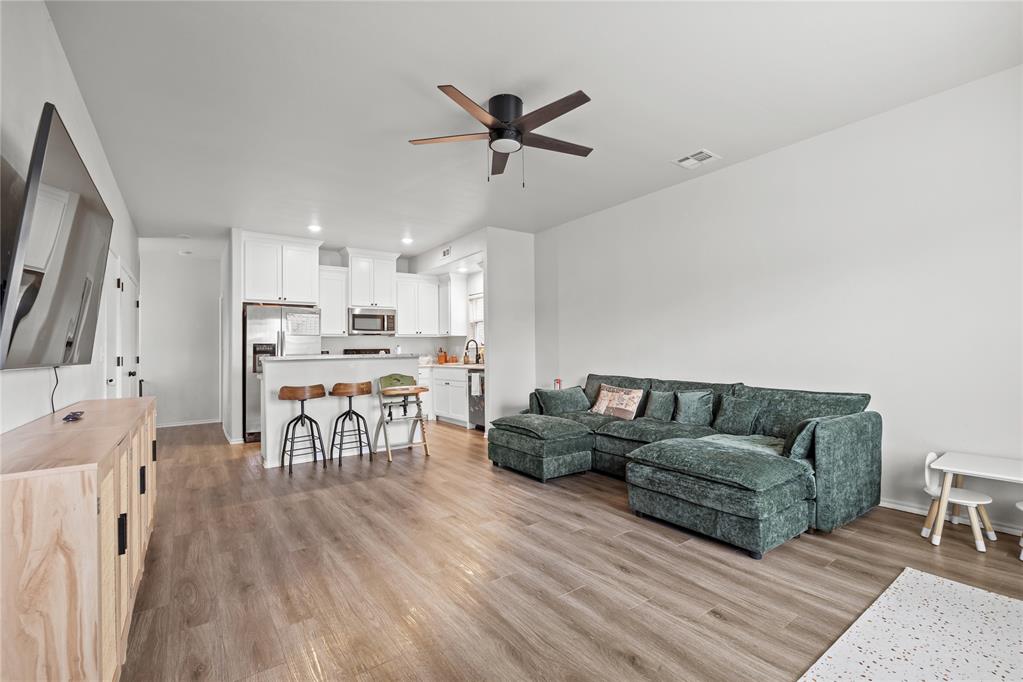 1664 Comice Drive Property Photo 3