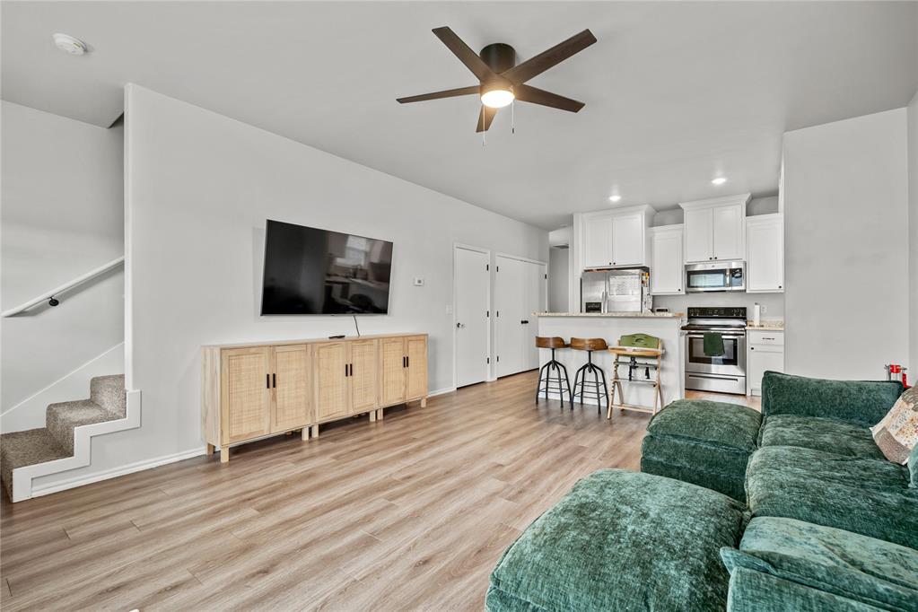 1664 Comice Drive Property Photo 4