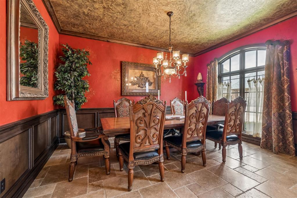 16329 Scotland Way Property Photo 12
