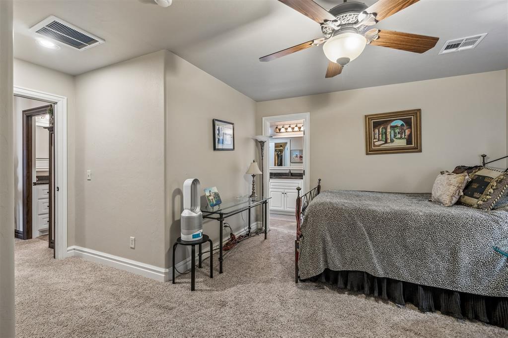 16329 Scotland Way Property Photo 32
