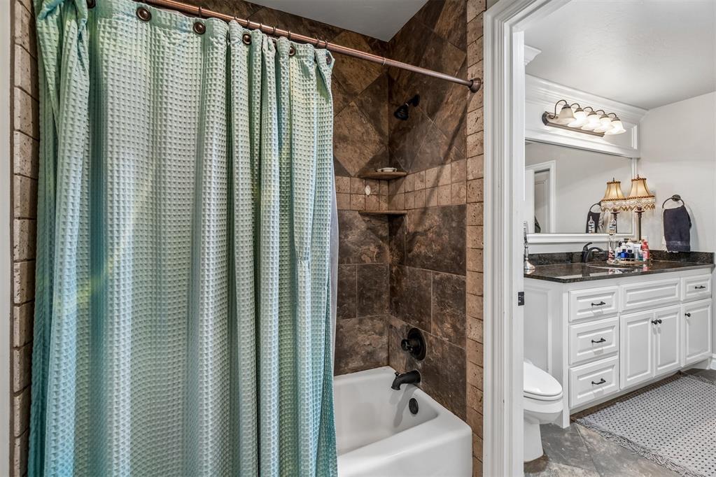16329 Scotland Way Property Photo 38