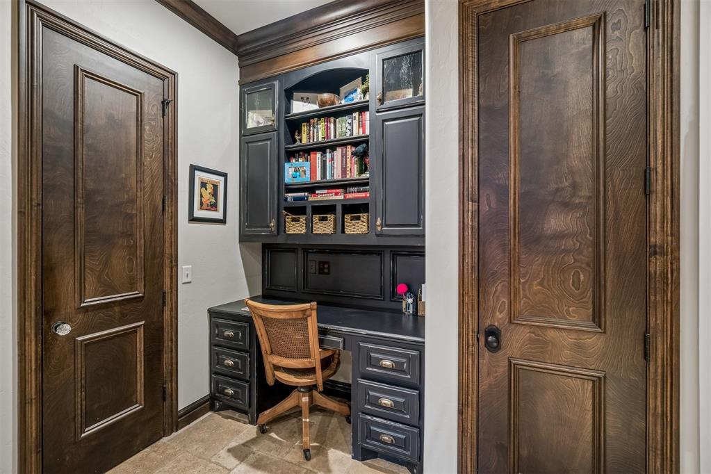 16329 Scotland Way Property Photo 41