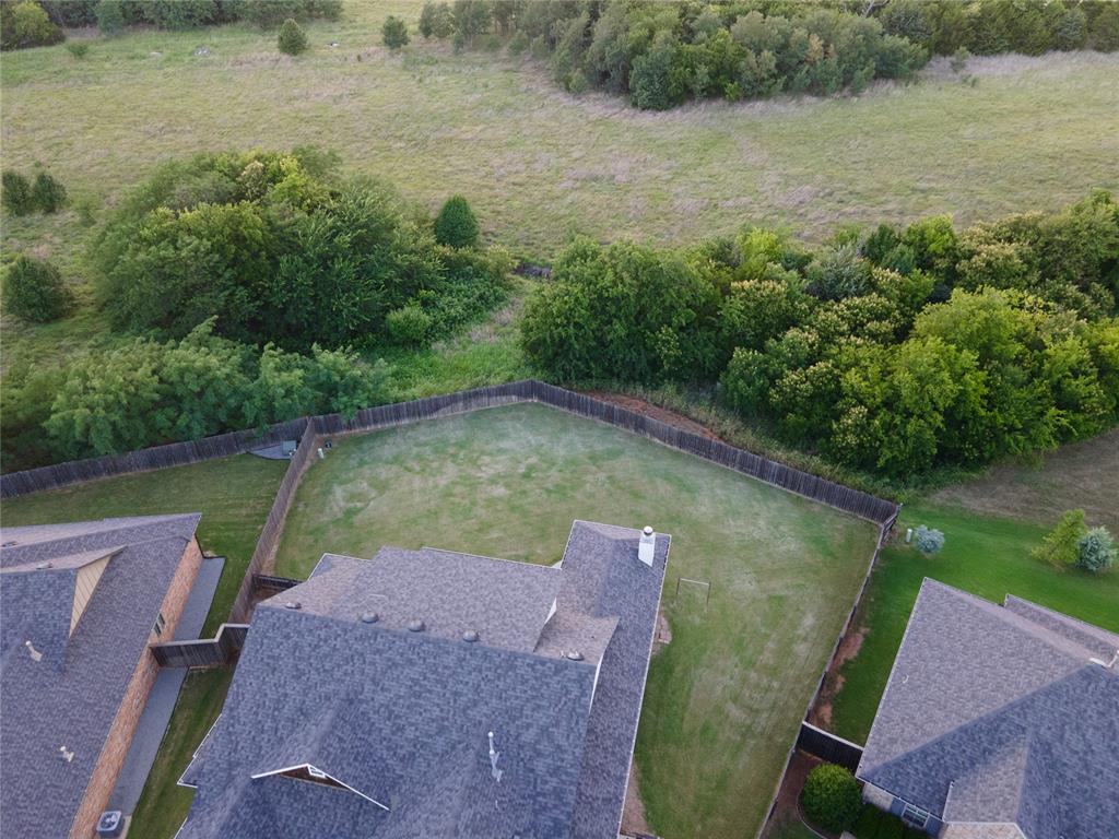13529 Cobblestone Curve Road Property Photo 7