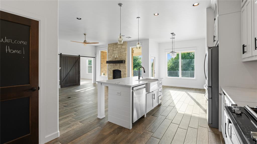 13529 Cobblestone Curve Road Property Photo 8