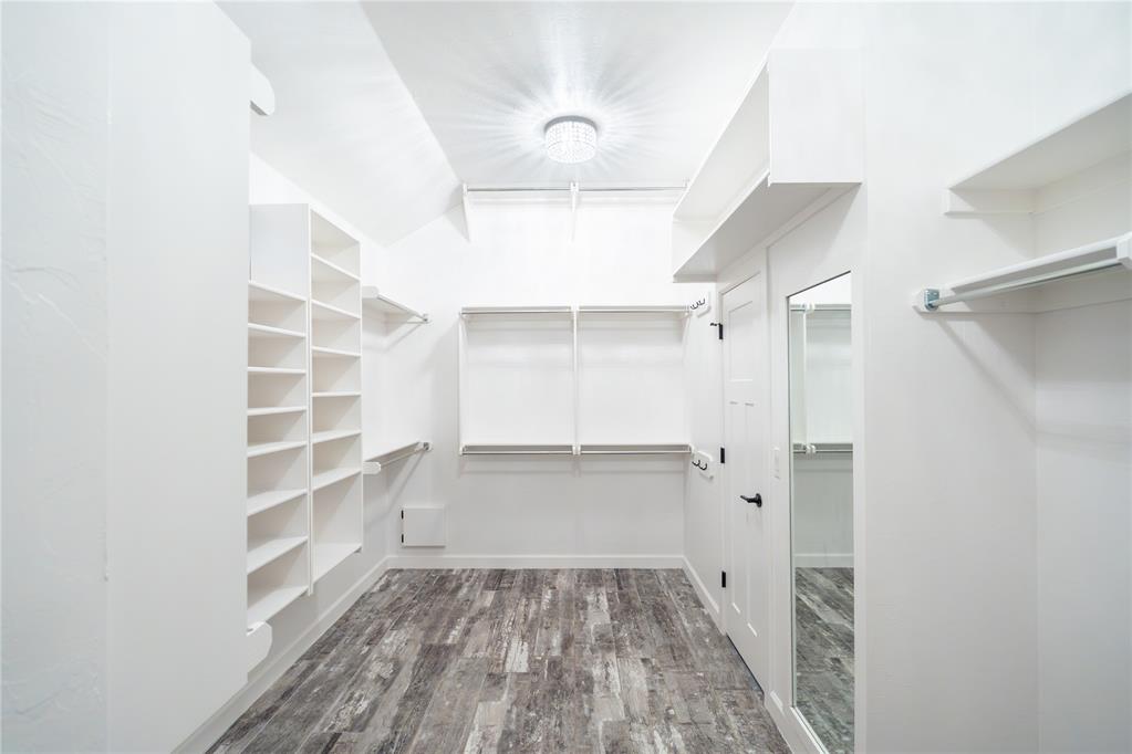 13529 Cobblestone Curve Road Property Photo 15