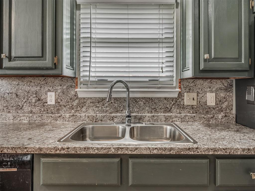 410 Harvest Hills Property Photo 13
