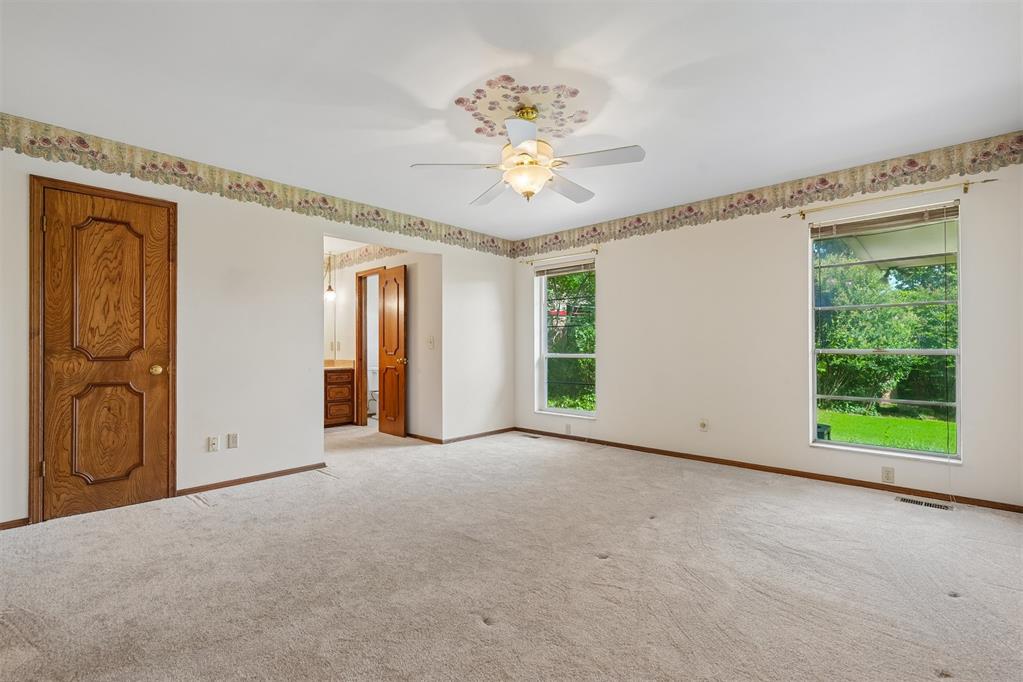 711 Willment Place Property Photo 22