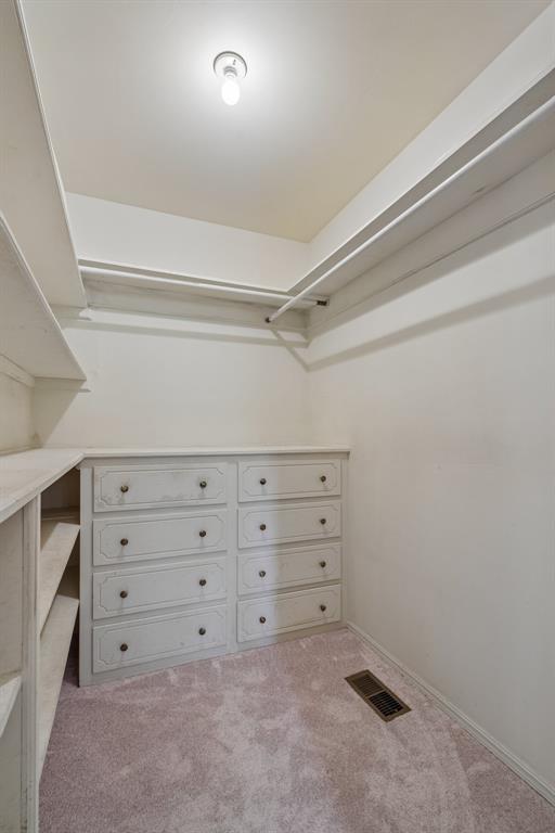 711 Willment Place Property Photo 25