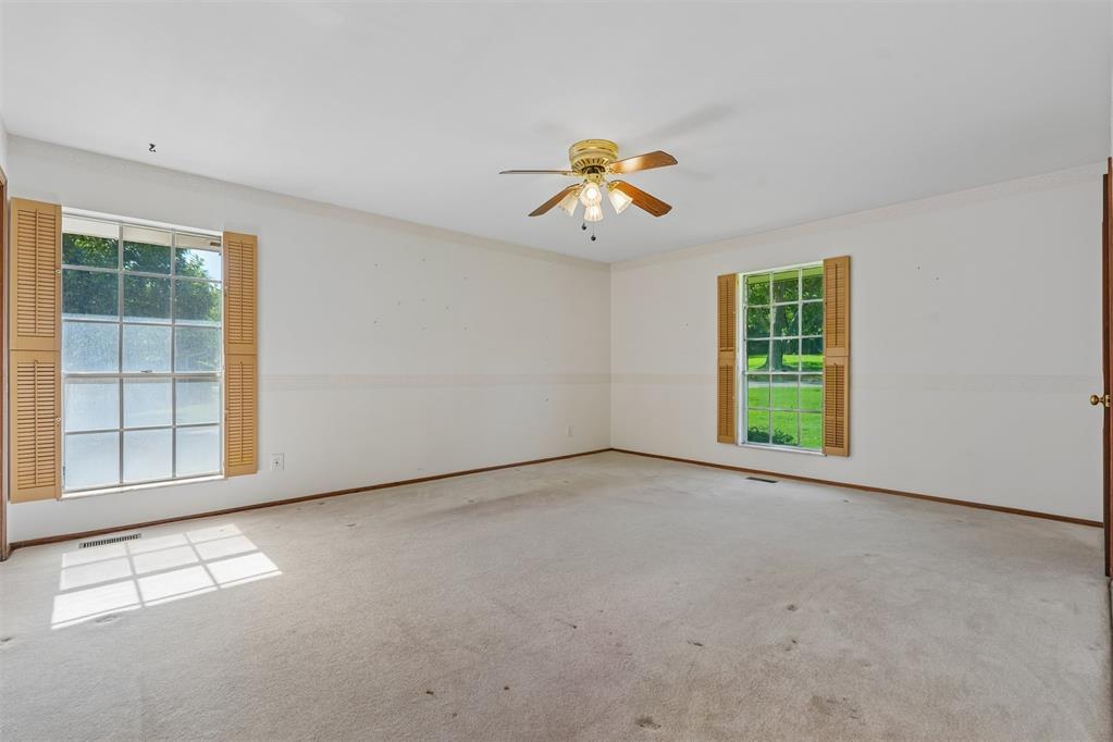 711 Willment Place Property Photo 26