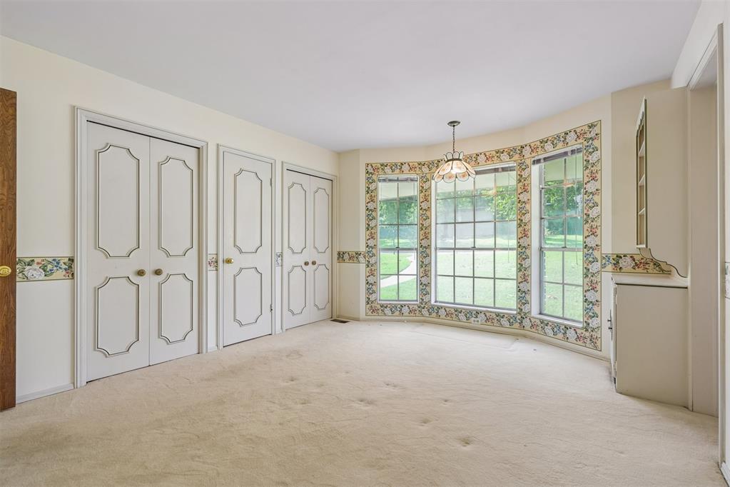 711 Willment Place Property Photo 32