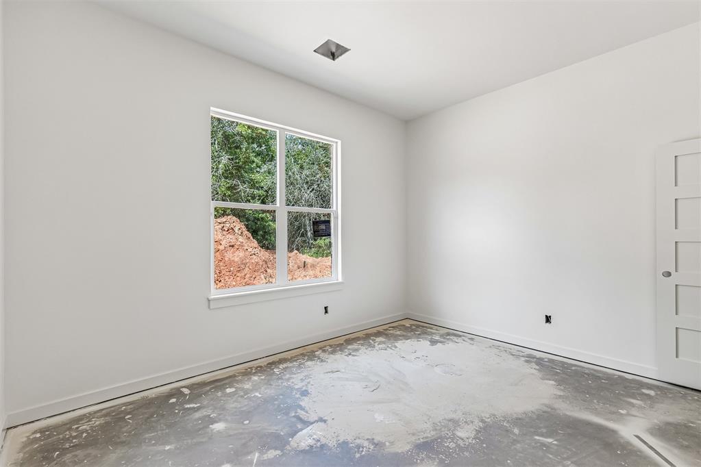 7912 Cypress Forest Circle Property Photo 32