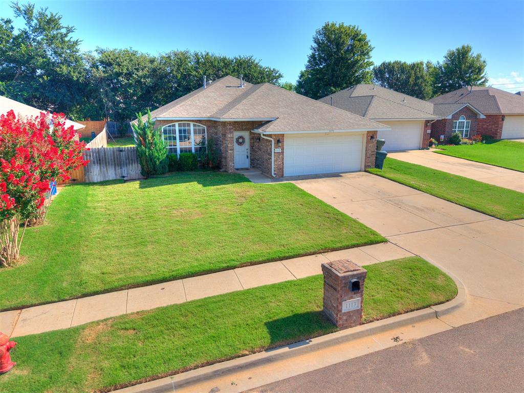 1113 Caracara Drive Property Photo 2