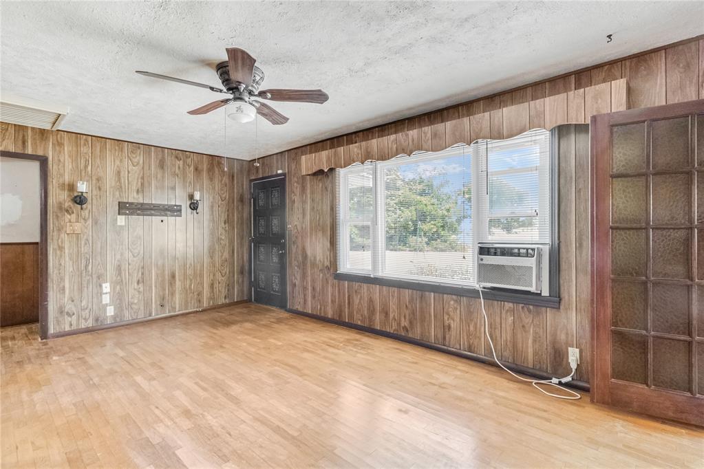 15655 Sooner Avenue Property Photo 17