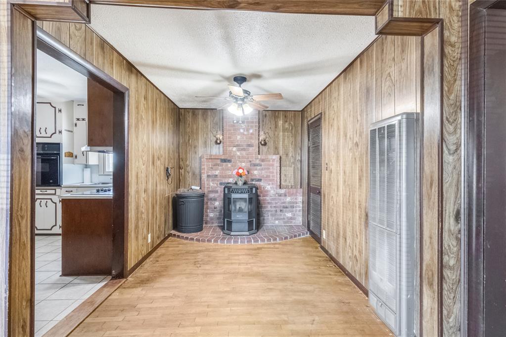 15655 Sooner Avenue Property Photo 18