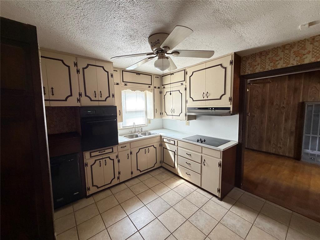 15655 Sooner Avenue Property Photo 23