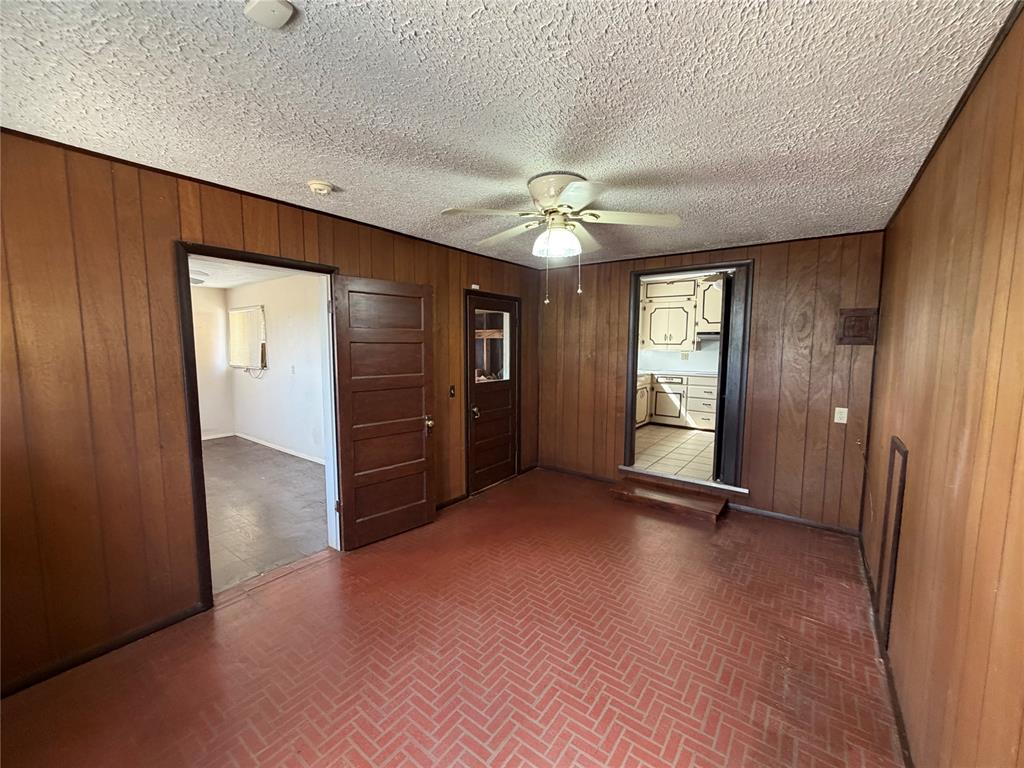 15655 Sooner Avenue Property Photo 26