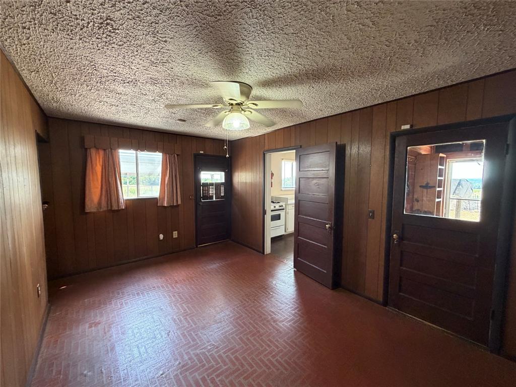 15655 Sooner Avenue Property Photo 27