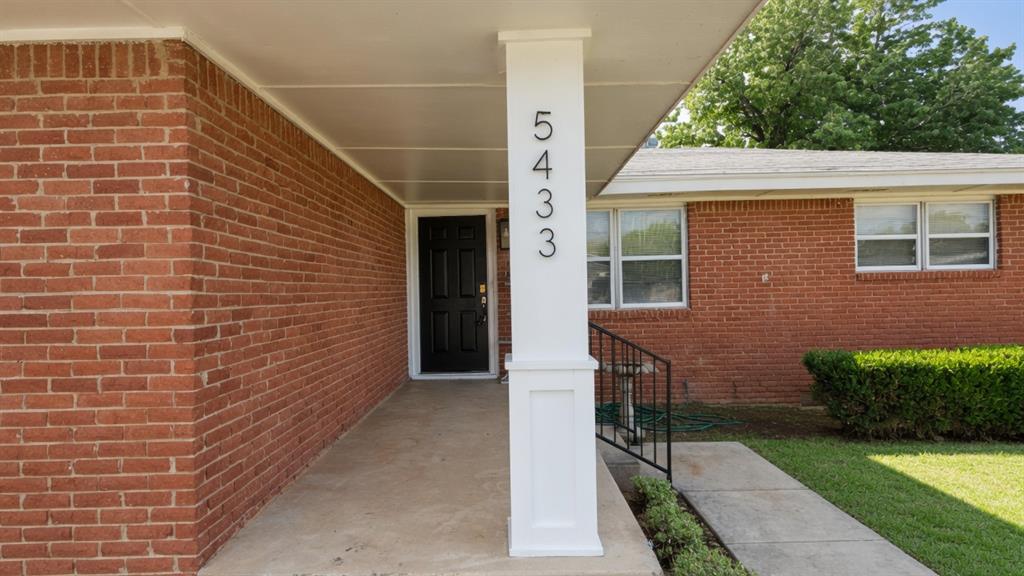5433 S Linn Avenue Property Photo 3