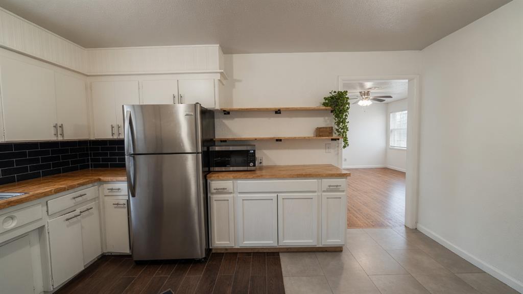 5433 S Linn Avenue Property Photo 6
