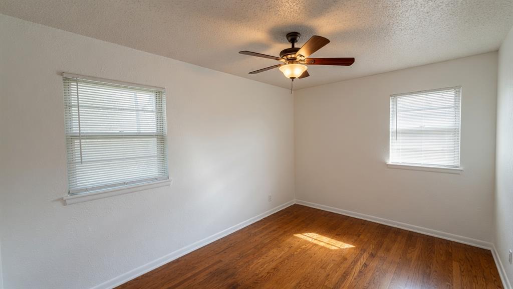 5433 S Linn Avenue Property Photo 14