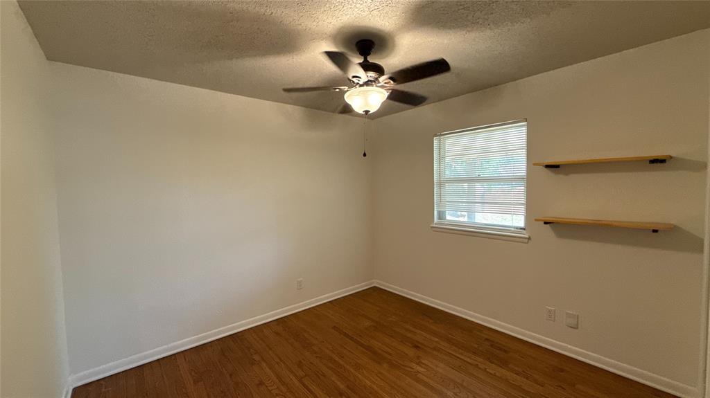 5433 S Linn Avenue Property Photo 15
