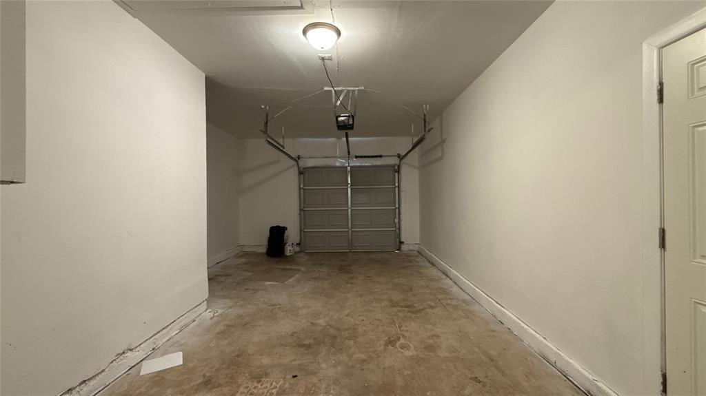 5433 S Linn Avenue Property Photo 17