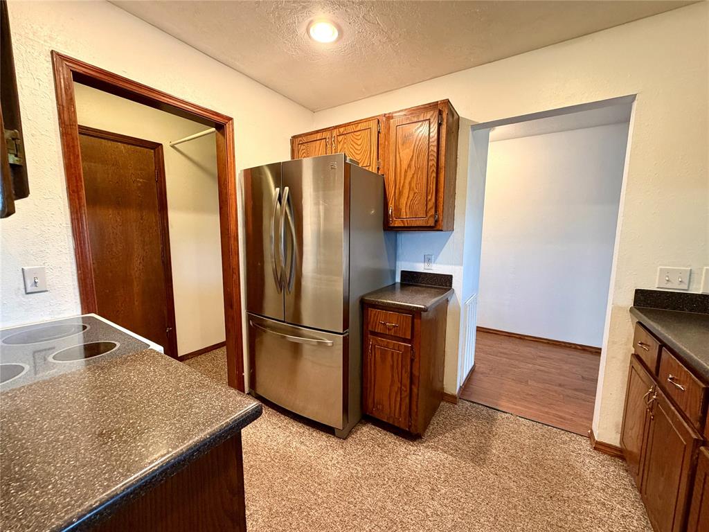 2914 Lacey Drive Property Photo 8